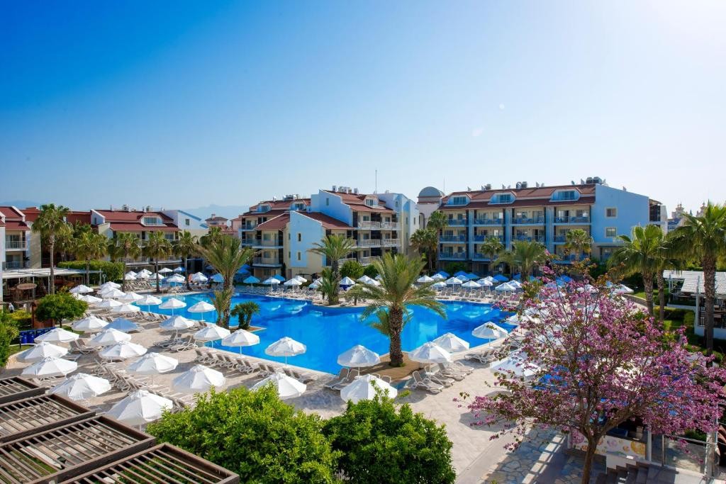 BARUT B SUITES (EX. FAMILY LIFE SIDE, SUNWING)