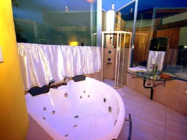 CORMARAN BEACH HOTEL