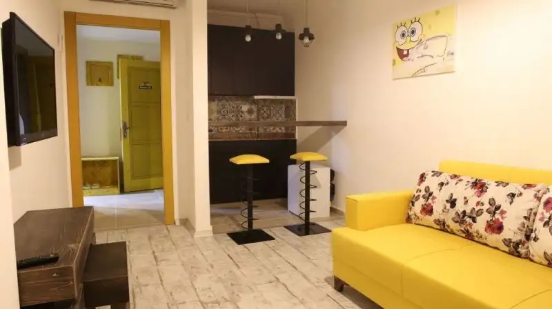 VOSWOS GARAGE COFFEE & HOTEL