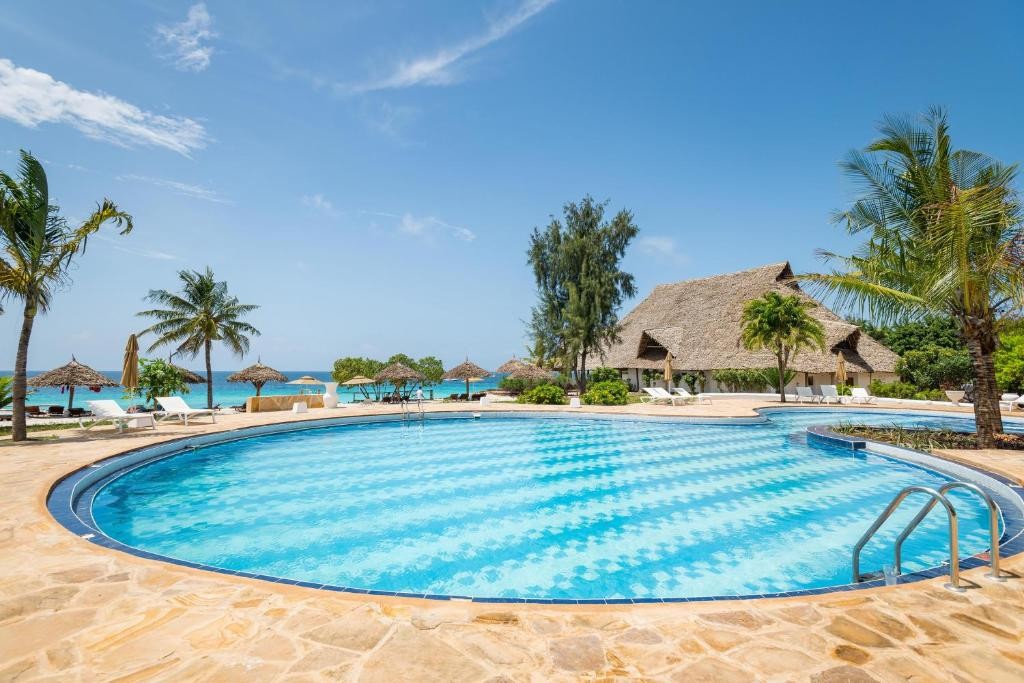 SANDIES BAOBAB BEACH RESORT