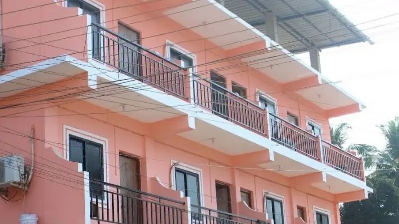 HUNGRY HOUSE GUESTHOUSE