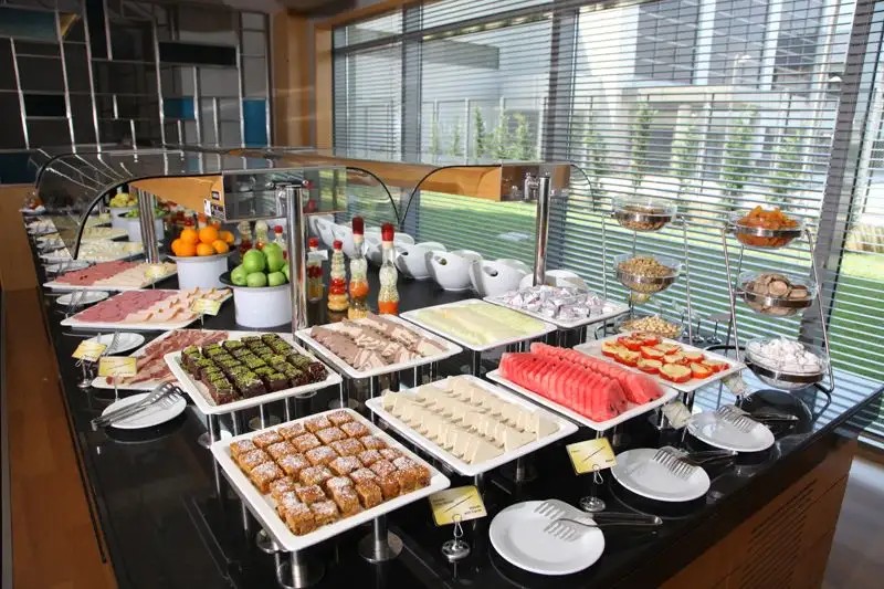 ISG AIRPORT HOTEL