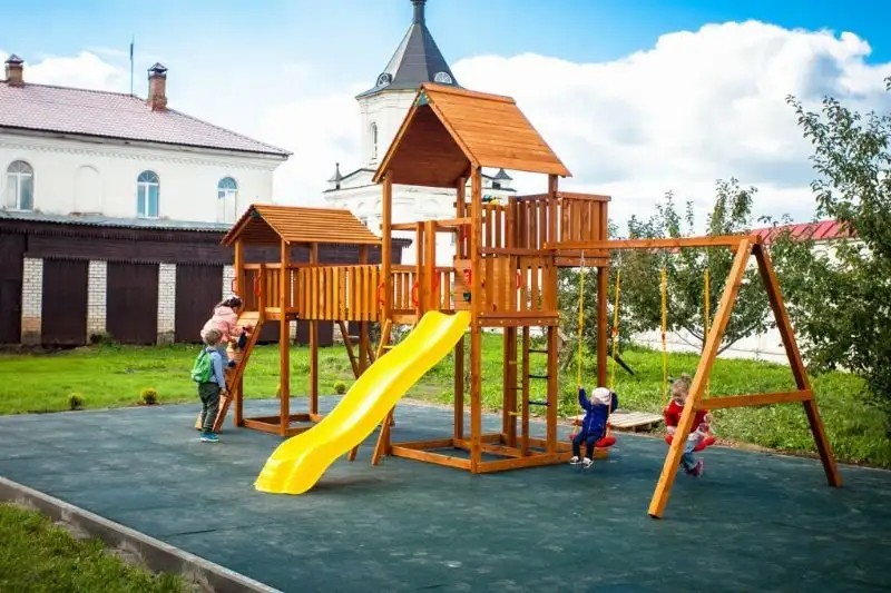 ТРОИЦЕ-СЕРГИЕВ ВАРНИЦКИЙ МОНАСТЫРЬ