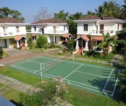 WHITE SQUARE NIRVANA