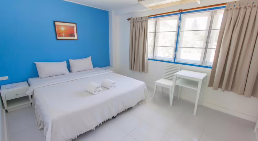 CHARLIE BEACH RESORT