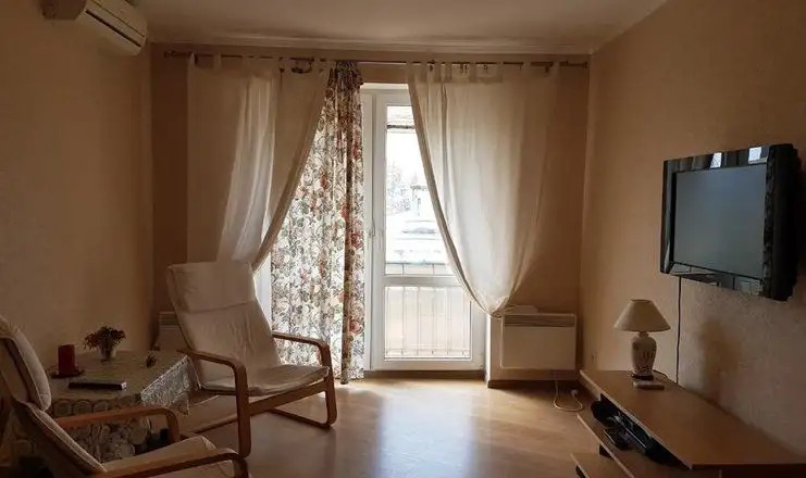 АПАРТАМЕНТЫ НА КОДОРСКОЕ ШОССЕ 26