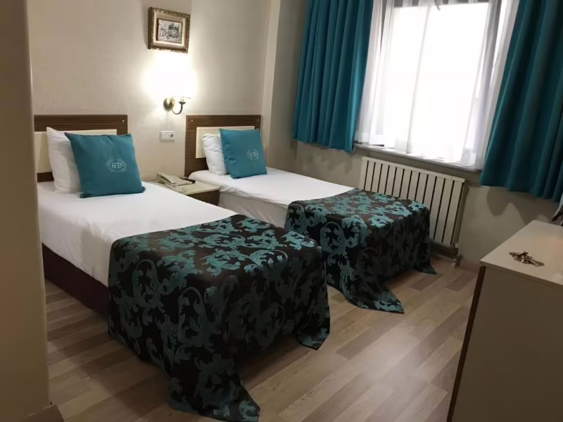 GRAND DILARA