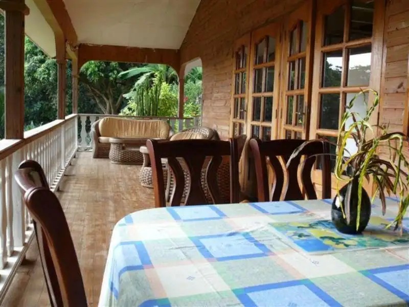CALOU GUEST HOUSE