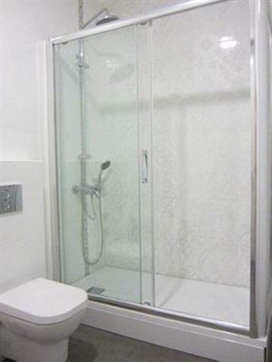 LOUIS LUXURY SUITE APARTMENTS