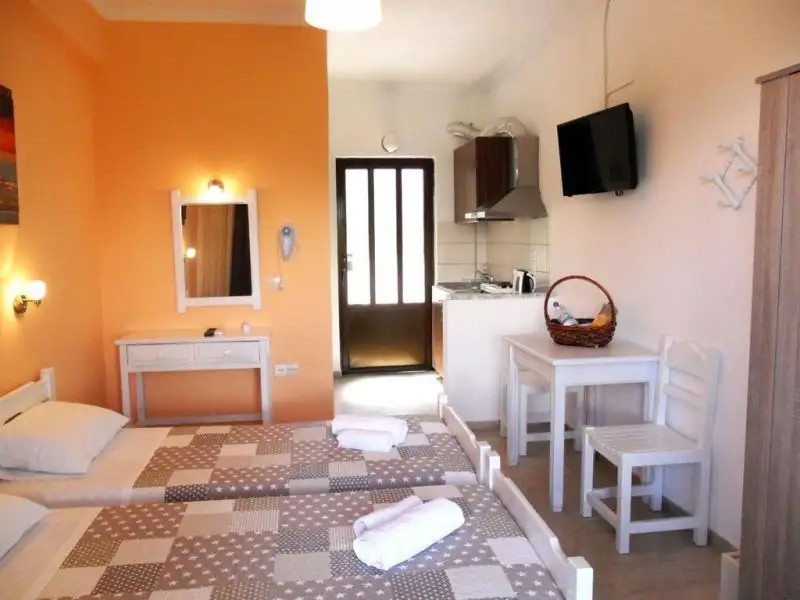 MARILENA APARTMENTS & STUDIOS