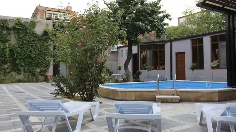THE IVORY HOUSE HOTEL