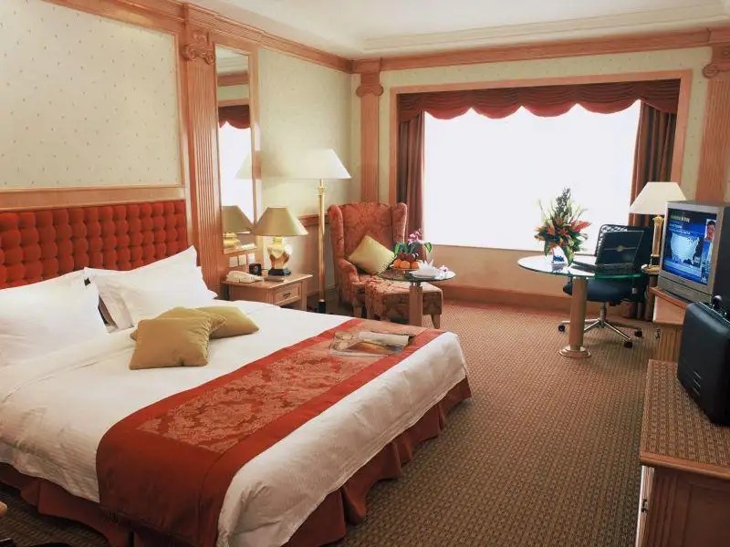 CROWNE PLAZA SHANGHAI