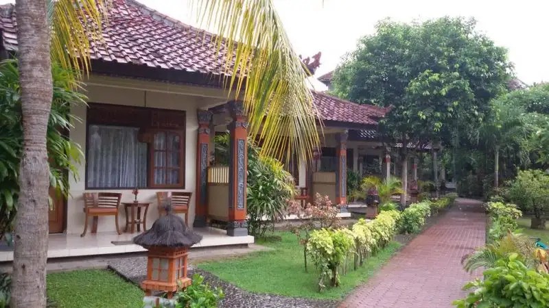 LOVINA BEACH HOTEL