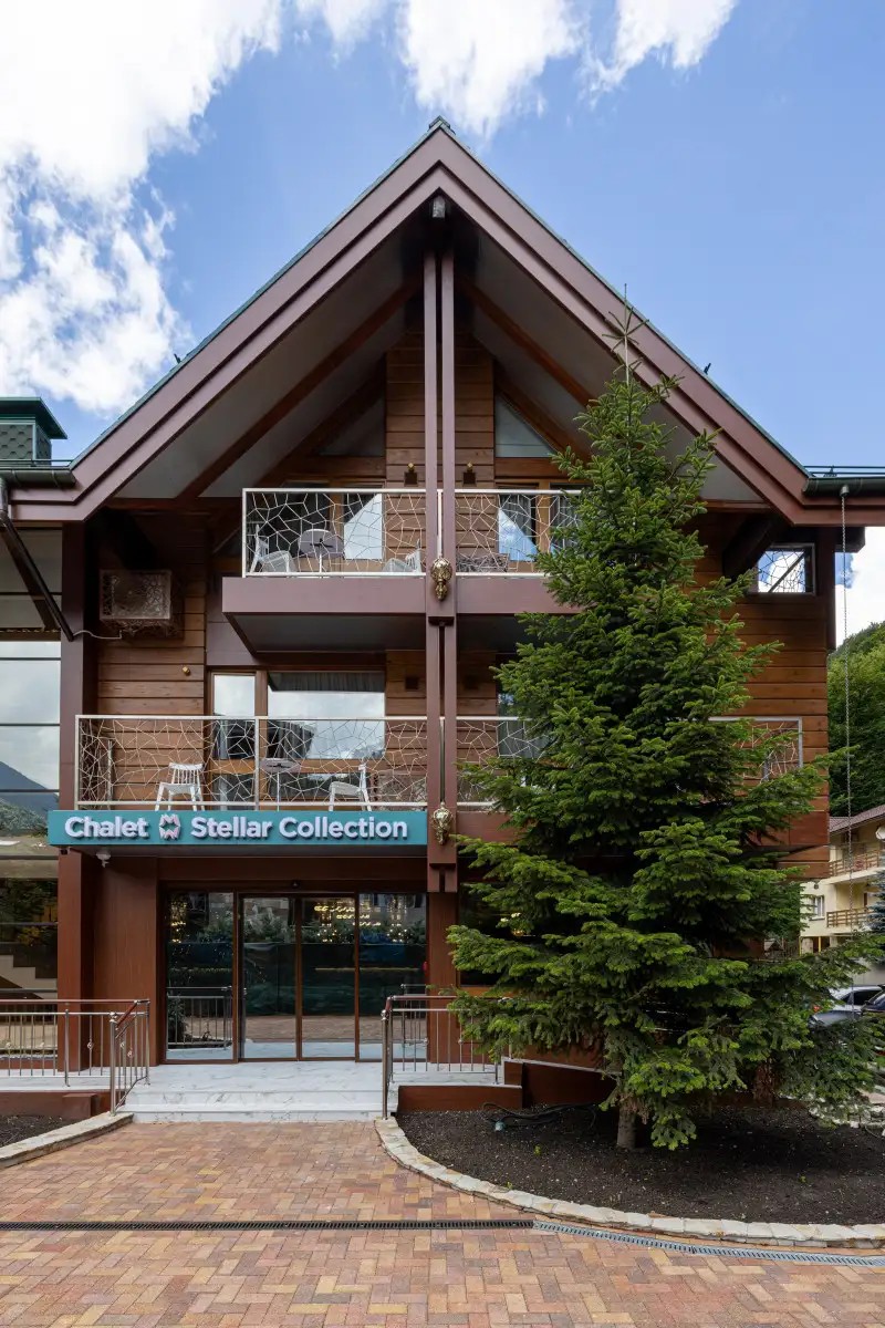 STELLAR COLLECTION CHALET