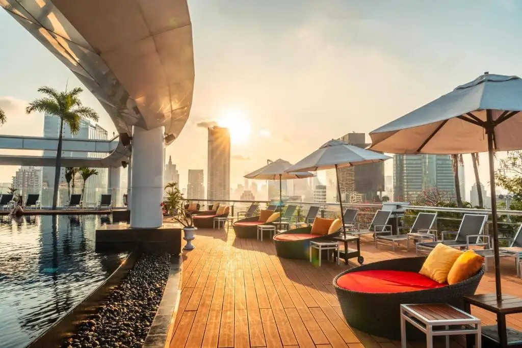 CENTARA GRAND & BCC AT CENTRAL WORLD