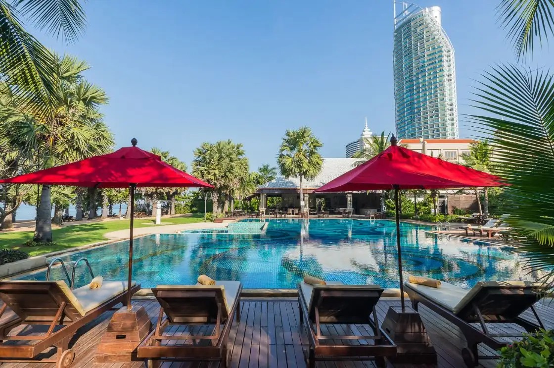 RAVINDRA BEACH RESORT & SPA