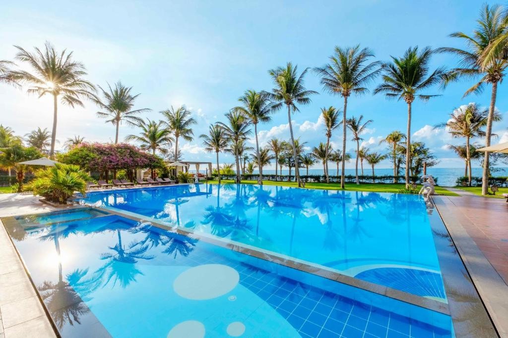 SUNNY BEACH RESORT & SPA