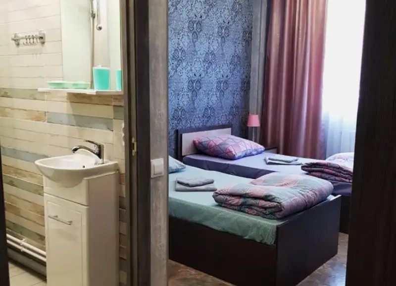 ТРИ КИТА БРАТСК
