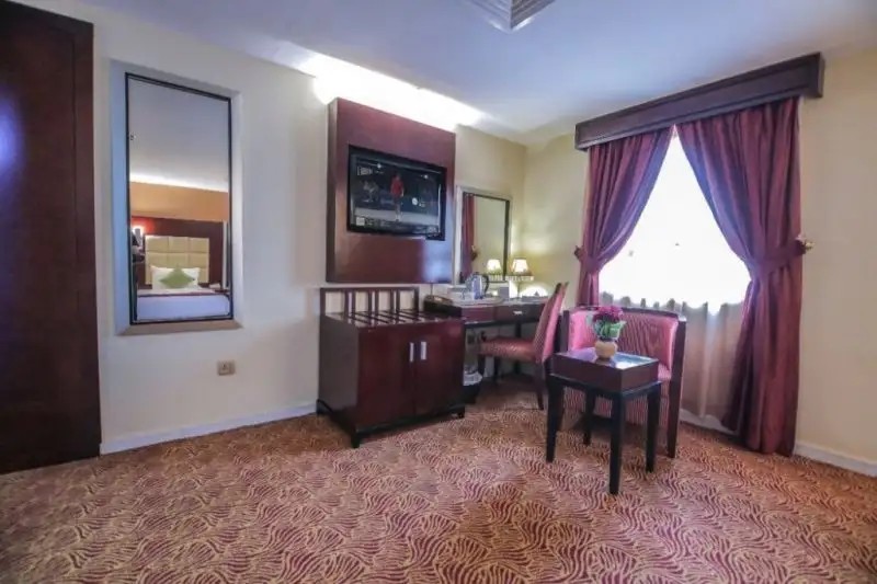 9 (NINE) HOTEL