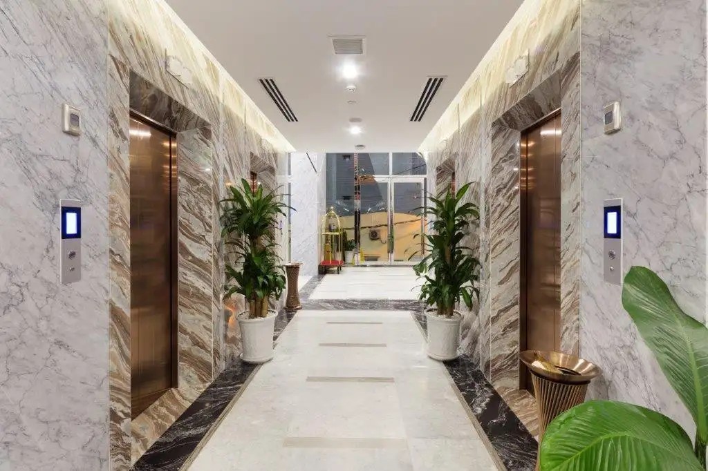 EMERALD BAY HOTEL & SPA