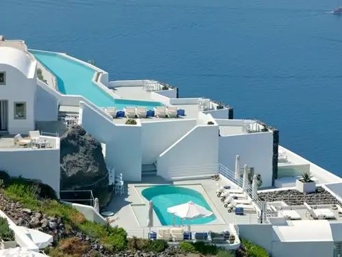 GRACE SANTORINI