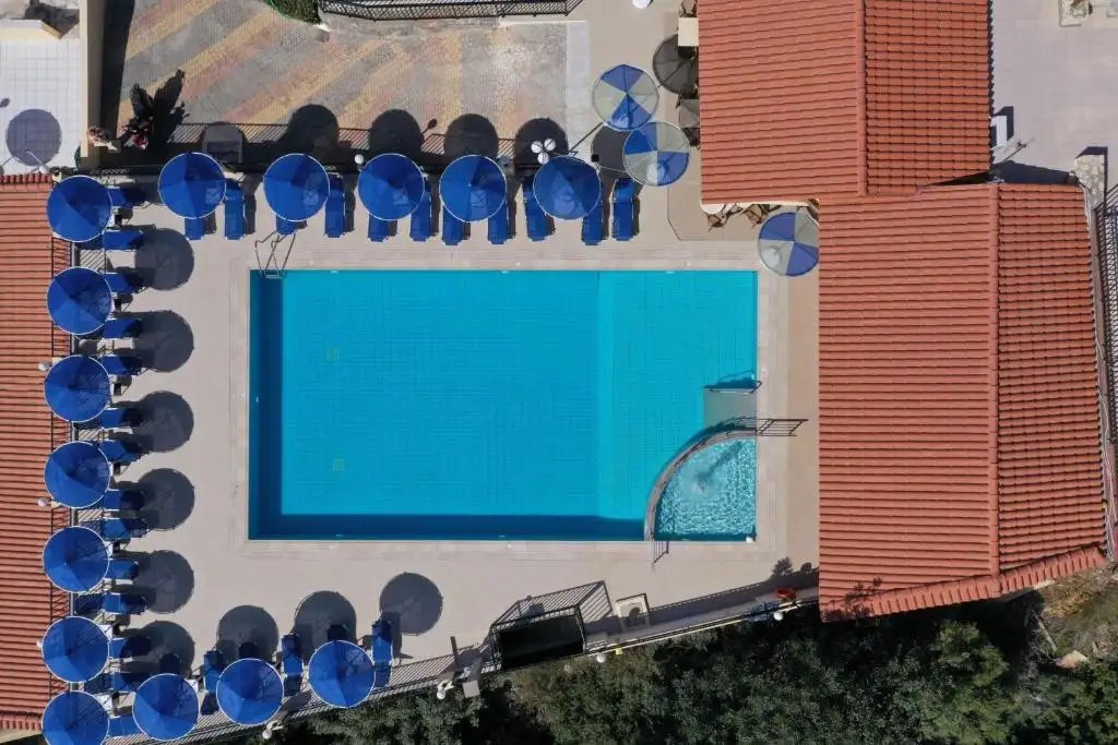 MARIAMARE APARTMENTS (EX. BELLA VISTA APT STALIS)