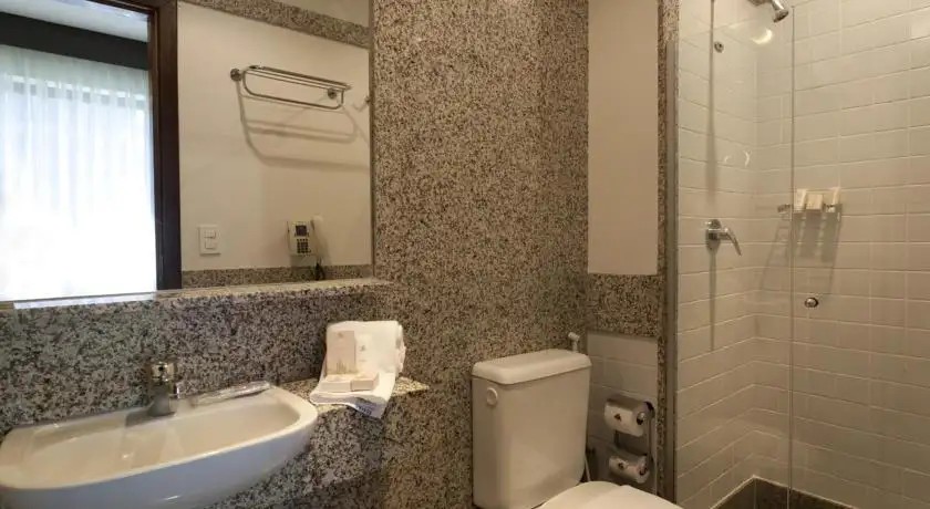 ROYAL SAVASSI BOUTIQUE