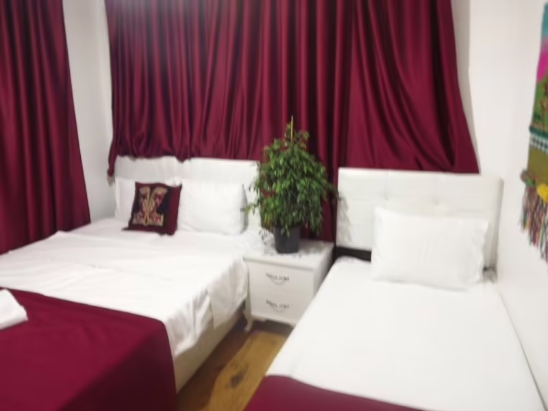 OLD CITY FAMILY HOTEL