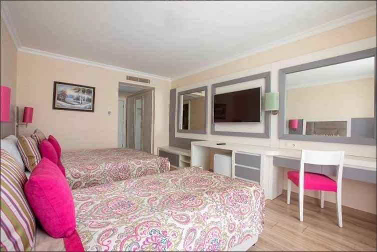 standard twin side sea view