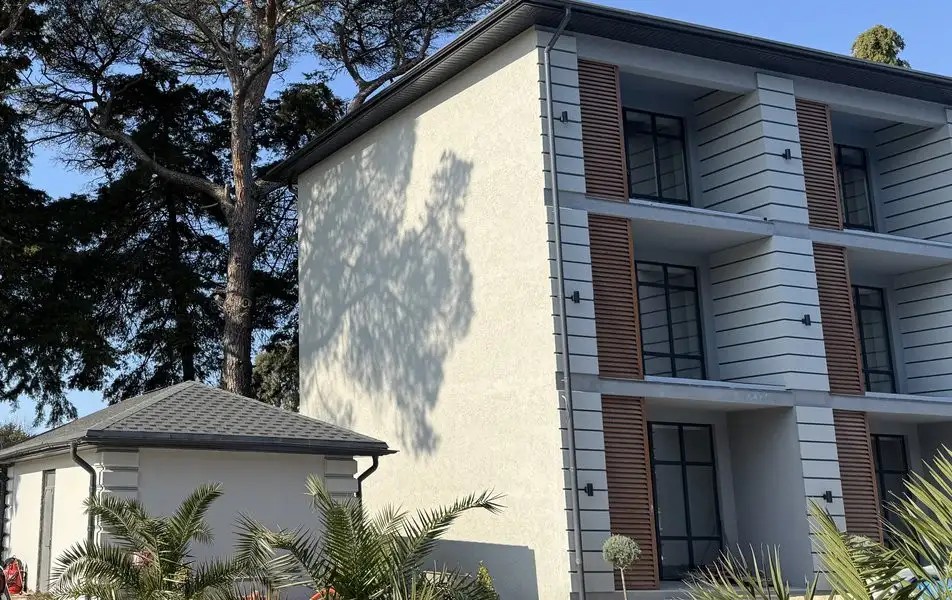 SOLAR HOTEL