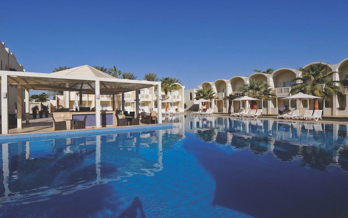 REEF OASIS BEACH RESORT