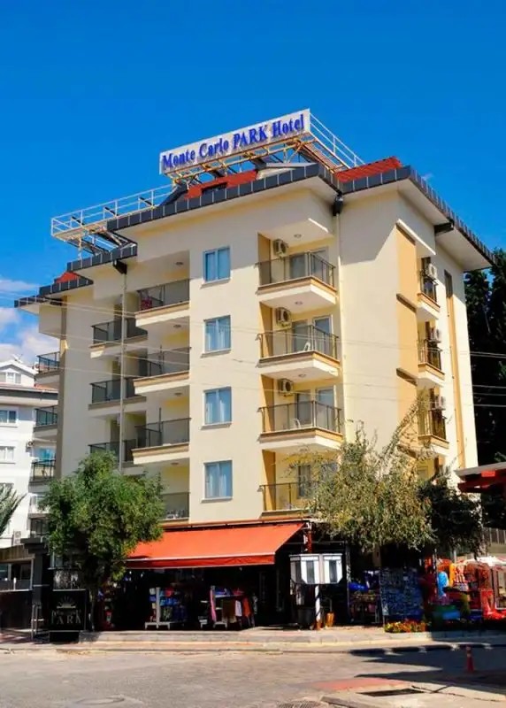 MONTE CARLO PARK HOTEL