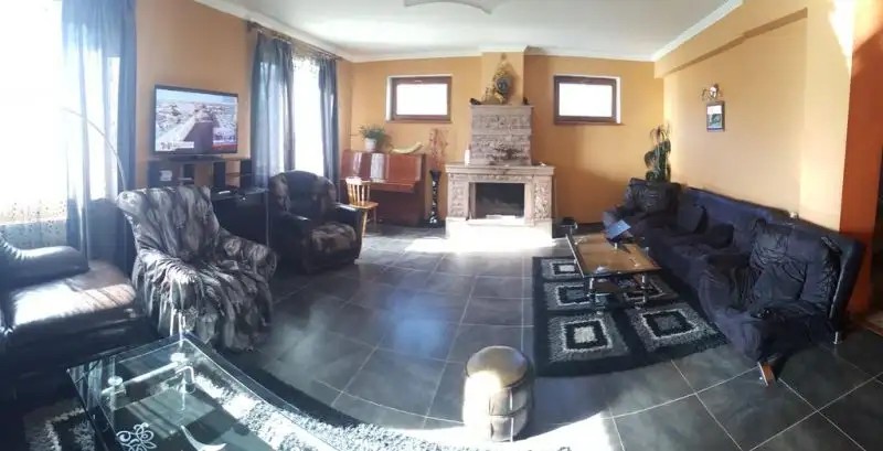 AMADEUS NEW HOUSE