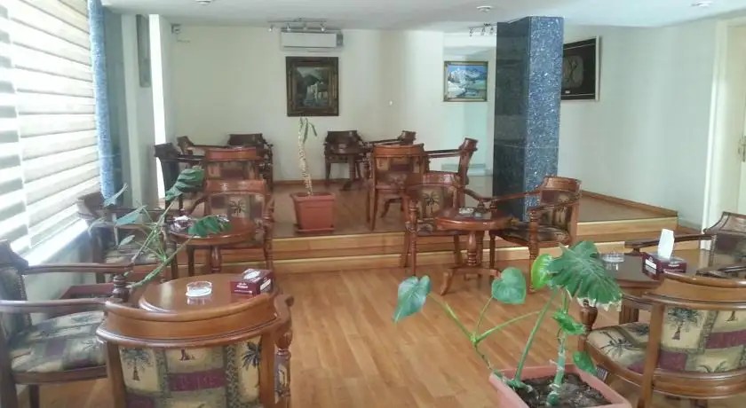 CLERMONT HOTEL SUITES