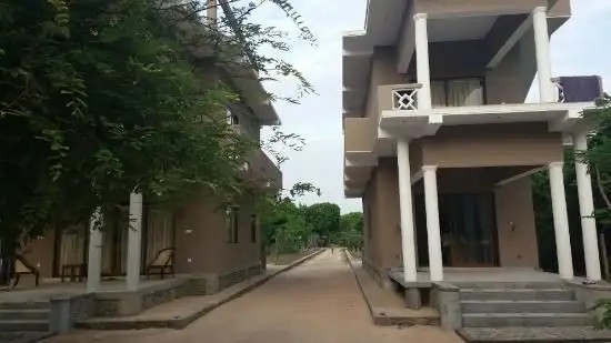 NAGENAHIRA BEACH VILLA
