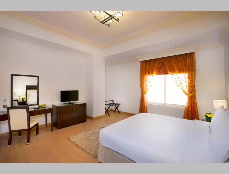 AL SAFIR HOTEL & TOWER