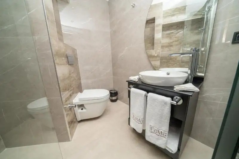 FAMA KARAKOY
