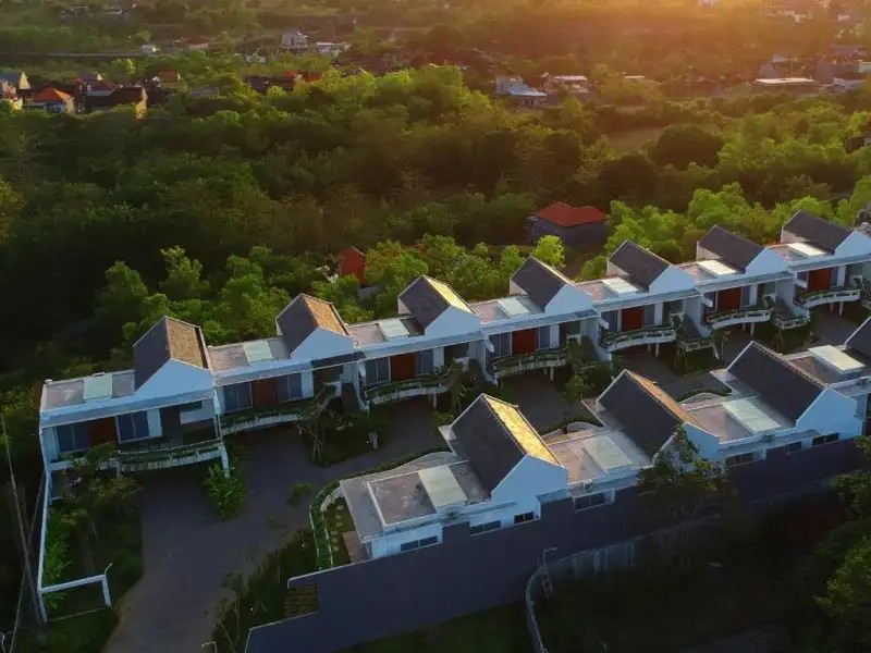 HIDEAWAY RESIDENCE