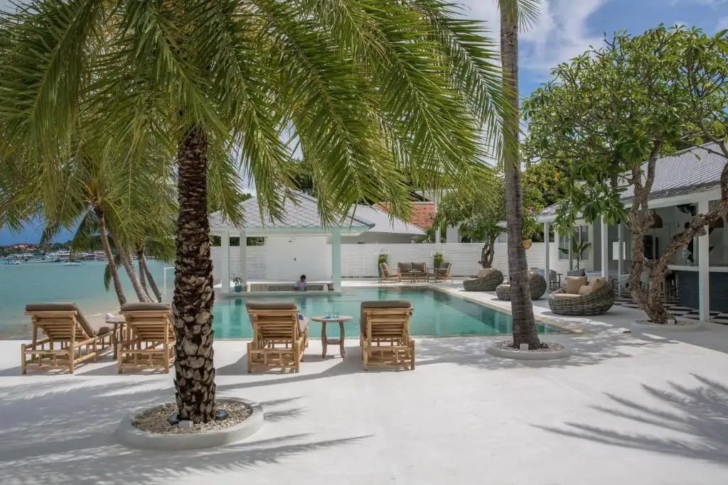 TEMBO BEACH CLUB & RESORT