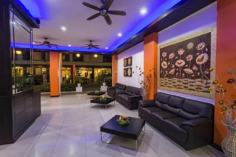 SHARAYA RESIDENCE PATONG (EX.ASIALOOP G-HOUSE)