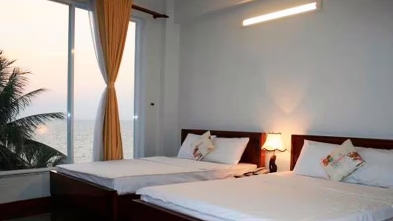 WYN HOTEL