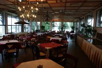 CEYSANDS HOTEL