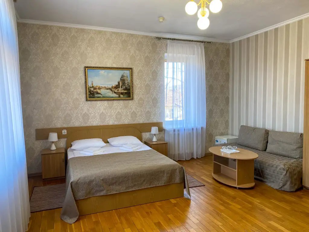 КРАНЦ ОТЕЛЬ