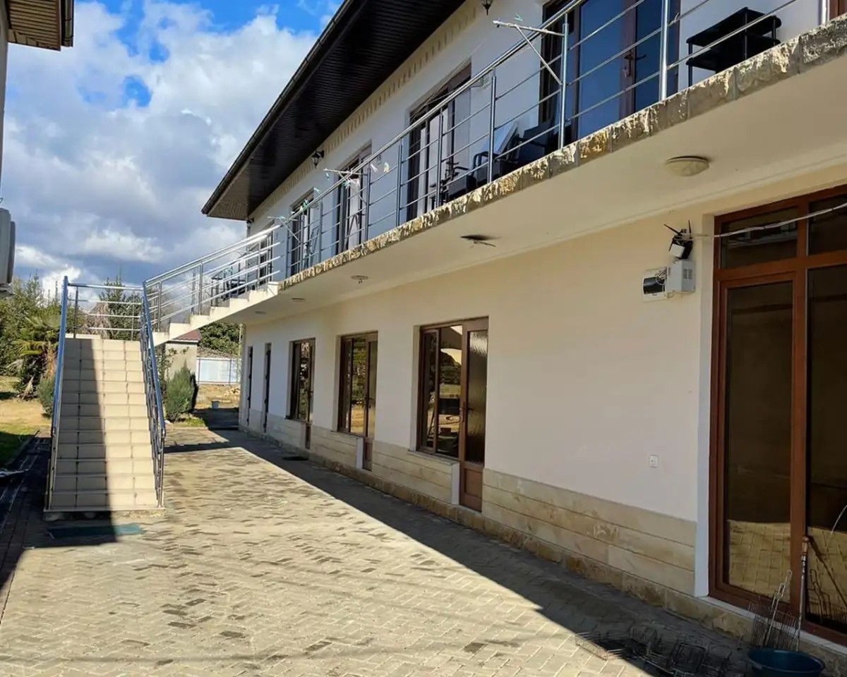BAMBORA HOUSE