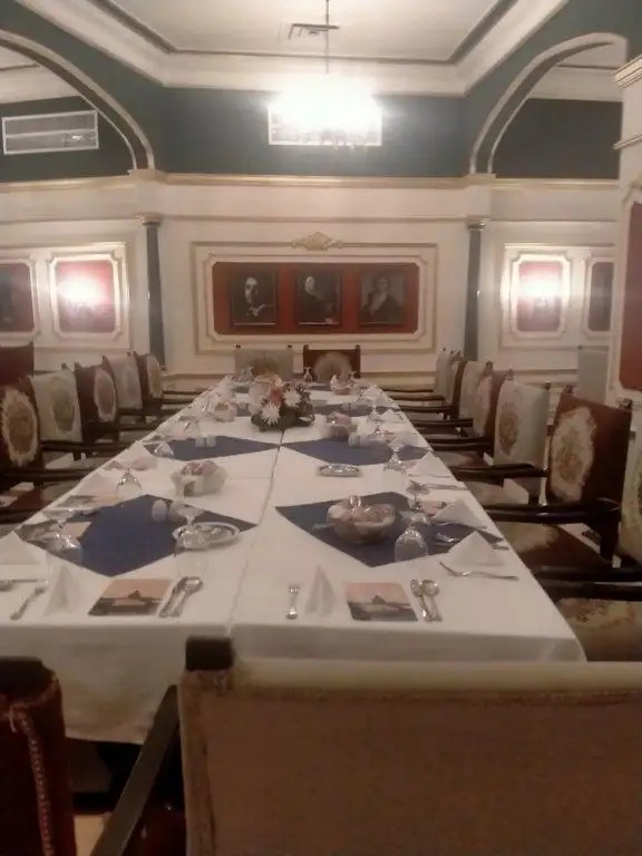 COSMOPOLITAN PLAZA INN (COSMOPOLITAN)