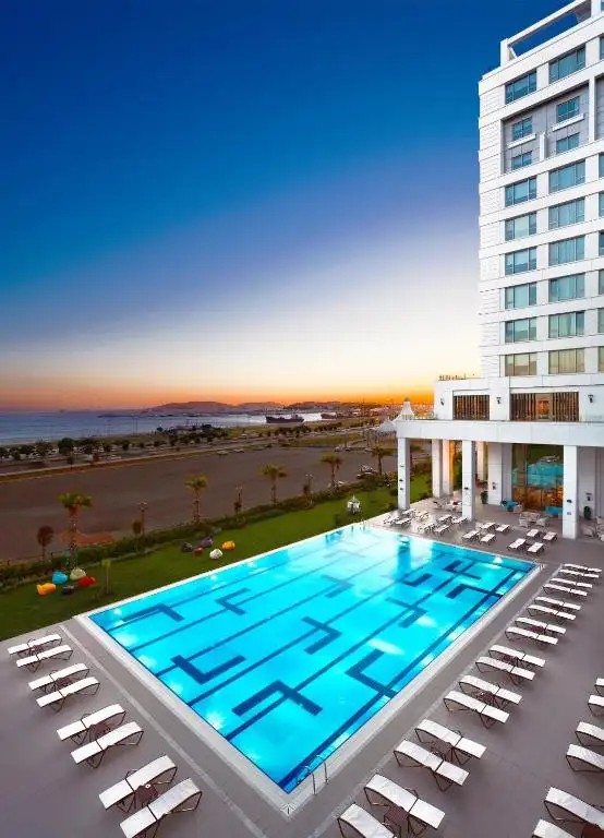 THE GREEN PARK PENDIK HOTEL & CONVENTION CENTER