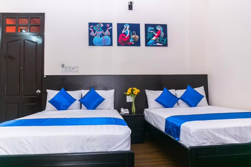 BLUE STAR HOTEL