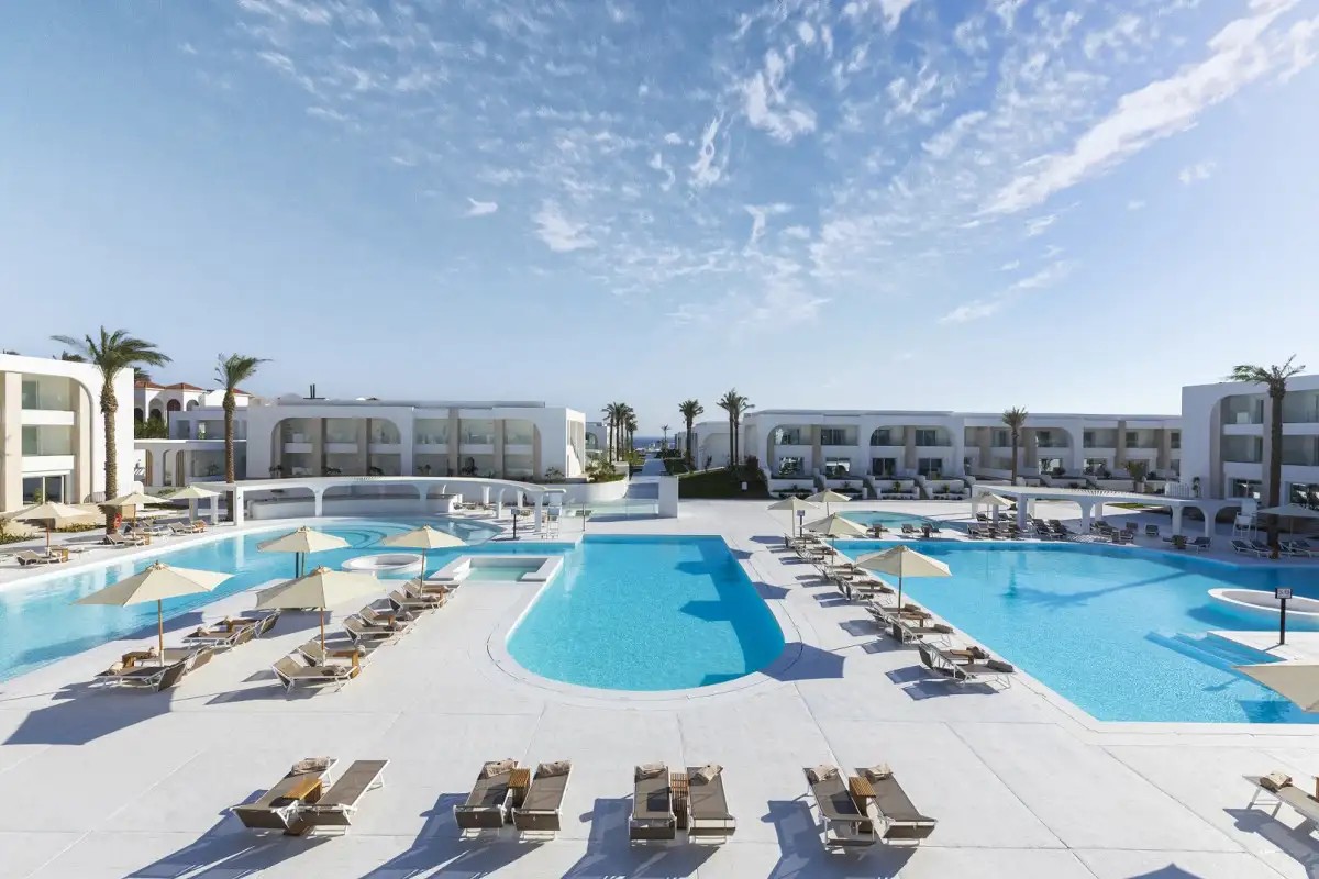 POSH CLUB SUNRISE WHITE HILLS RESORT