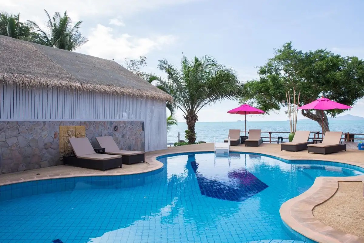 ADARIN BEACH RESORT (EX. NEW LAPAZ VILLA)