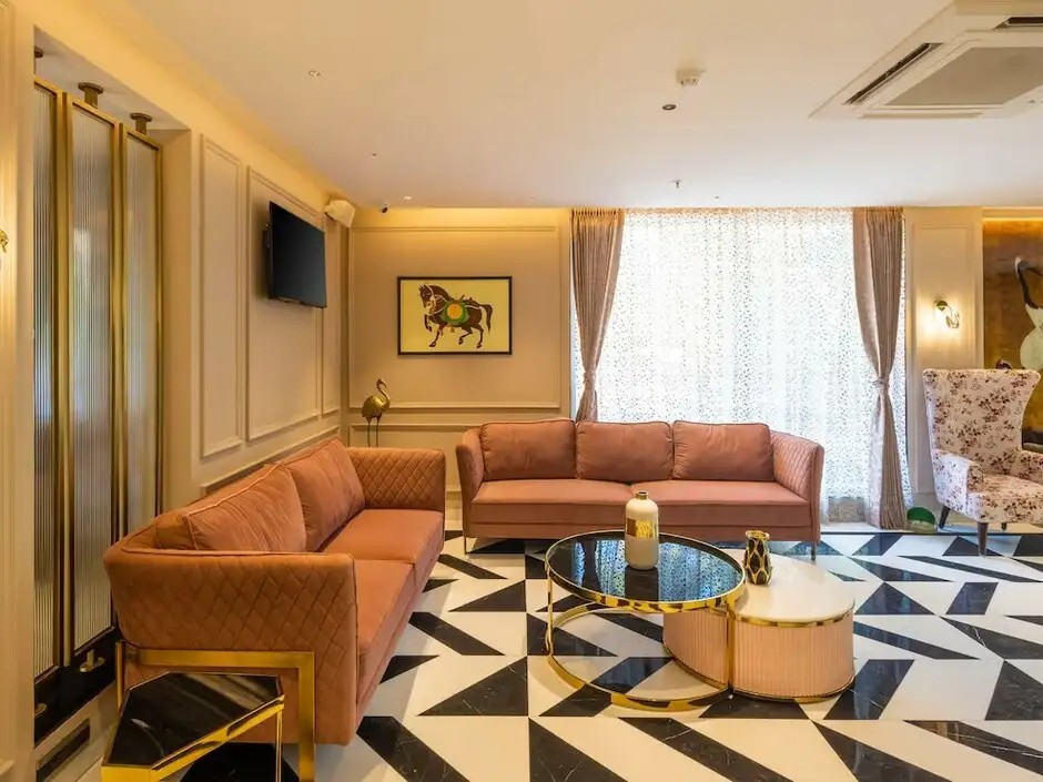 RENEST CALANGUTE GOA